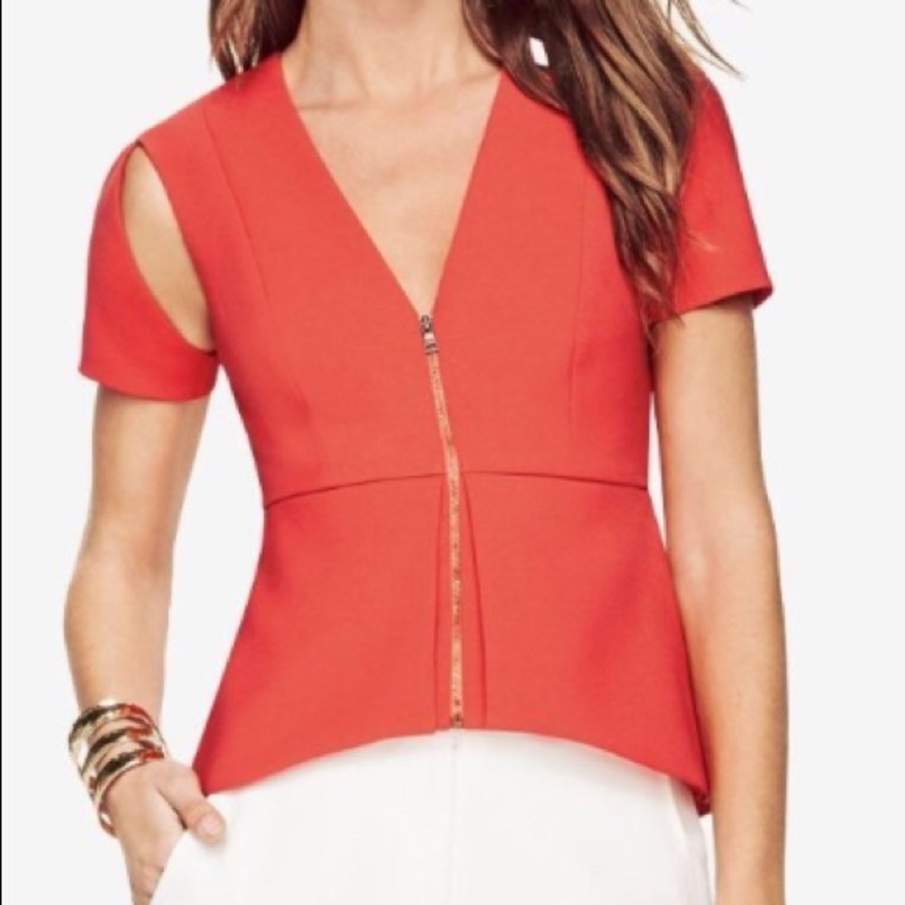 BCBG Haven top in Poppy! 🧡